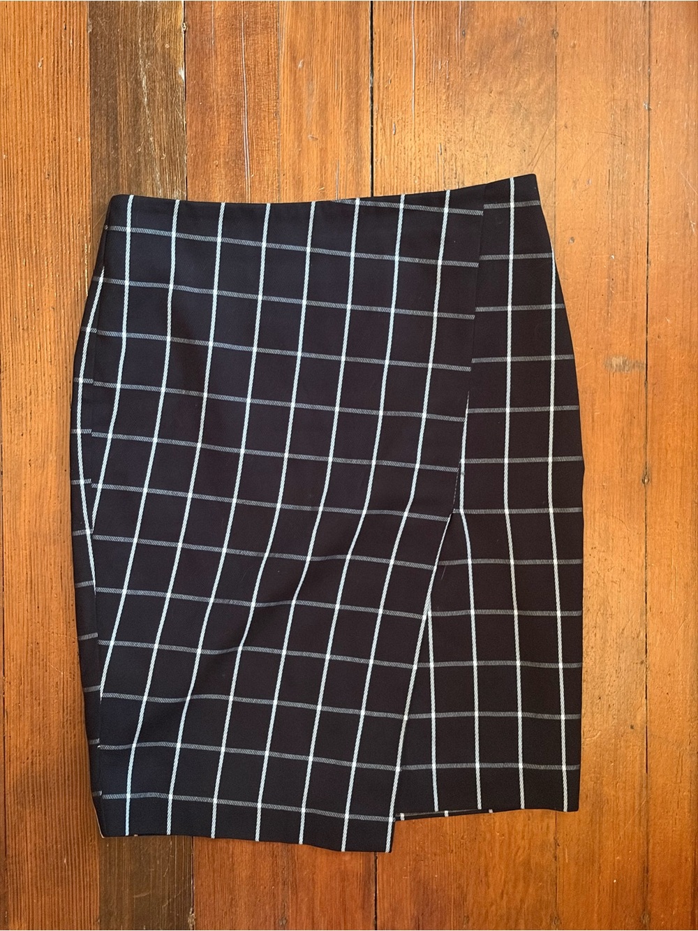 Lord & Taylor Black Pencil Skirt with White Windowpane